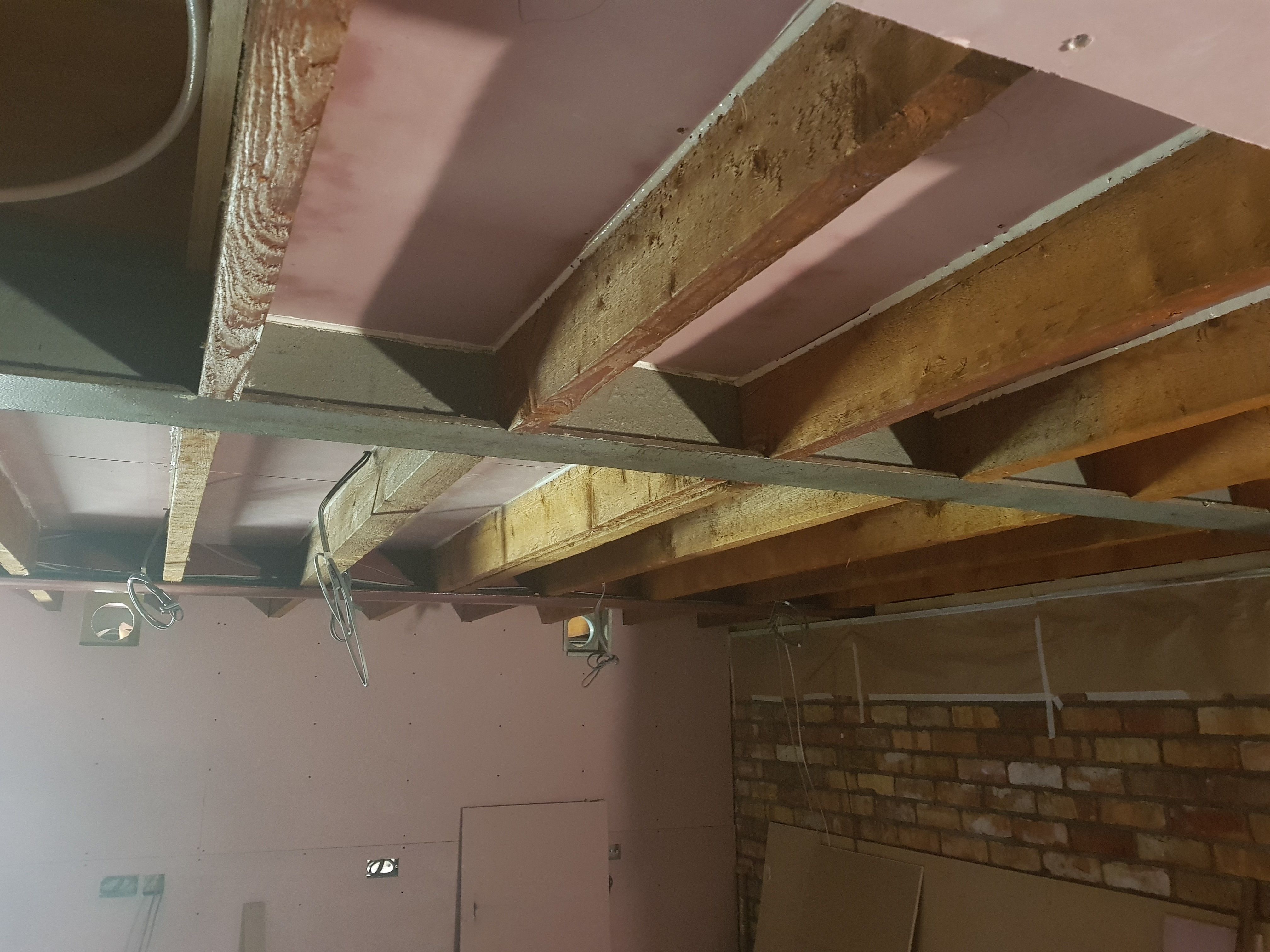 60 minute clear intumescent coating system to timber