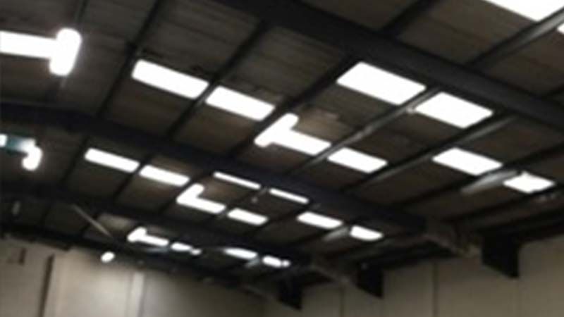 Steel protected with intumescent paint for steel